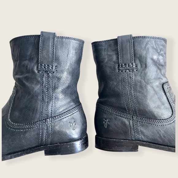 Frye Anna Shortie Black Leather Cute Casual Streetwear Pull On Ankle Booties - Picture 13 of 16